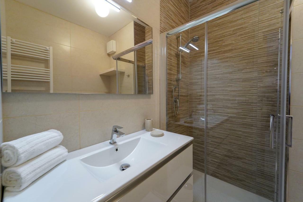 Bed and Breakfast Wojtyla Airport Барі Екстер'єр фото