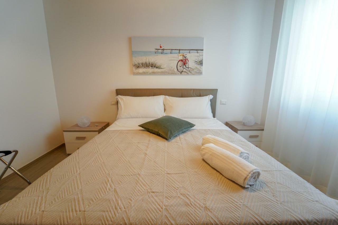 Bed and Breakfast Wojtyla Airport Барі Екстер'єр фото